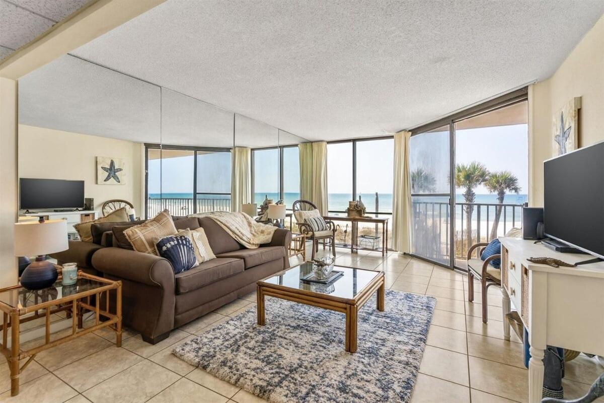 Edgewater Windward 104 - 1 Bedroom Beachfront Sleeps 4 *